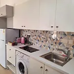 Stylish Kato Close To & Vibrant Harbor Life بافوس