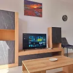 Stylish Kato Close To & Vibrant Harbor Life * بافوس