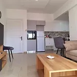 Stylish Kato Close To & Vibrant Harbor Life * بافوس