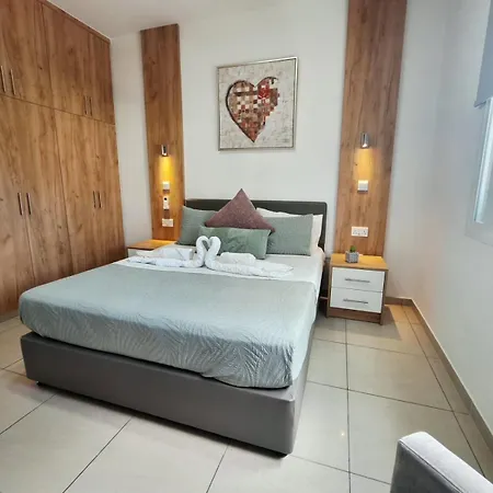 Stylish Kato Close To & Vibrant Harbor Life Appartement *