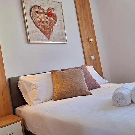 Apartmán Stylish Kato Close To & Vibrant Harbor Life